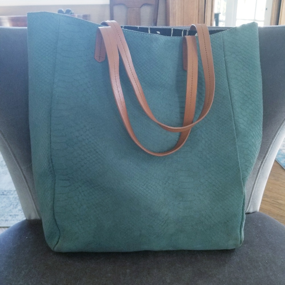 Kelsi Dagger blue suede tote, tan handles, b/w